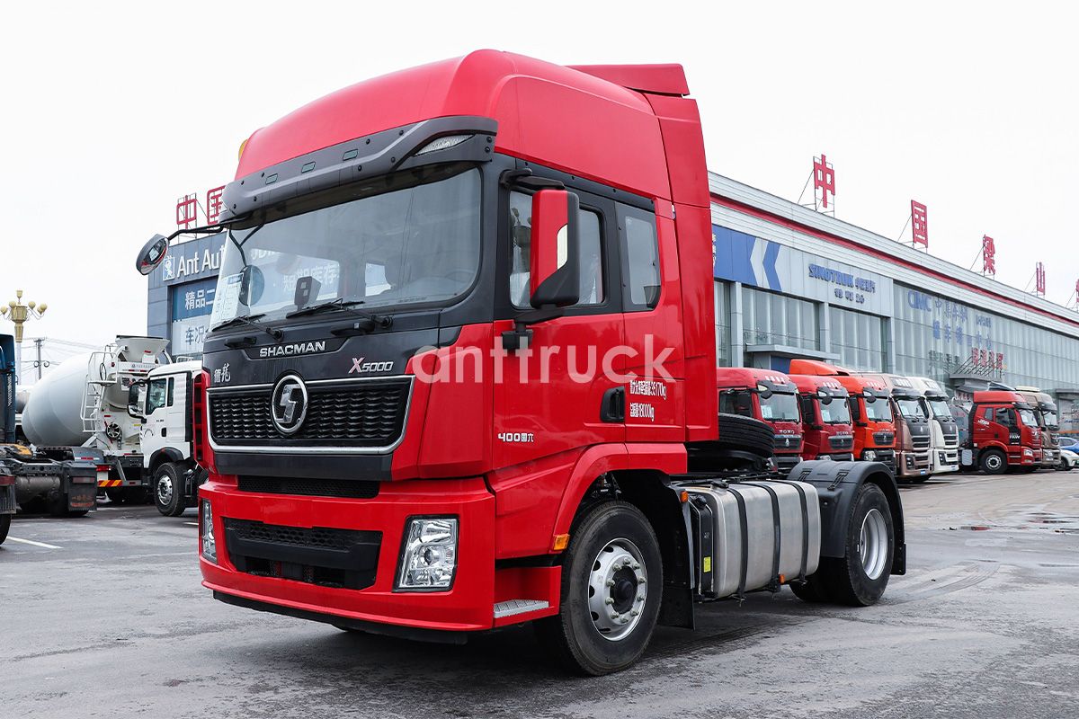 The Shacman X5000 4X2 Tra